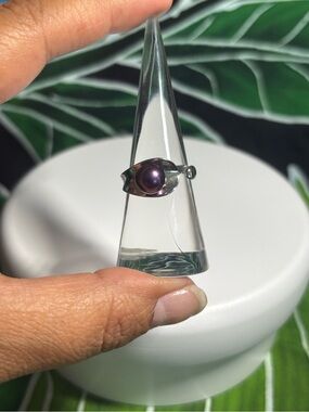Sterling Silver Ring with Deep Purple Pearl